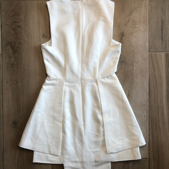 Finders Keepers The Frame Dress in White - Picture 3 of 5